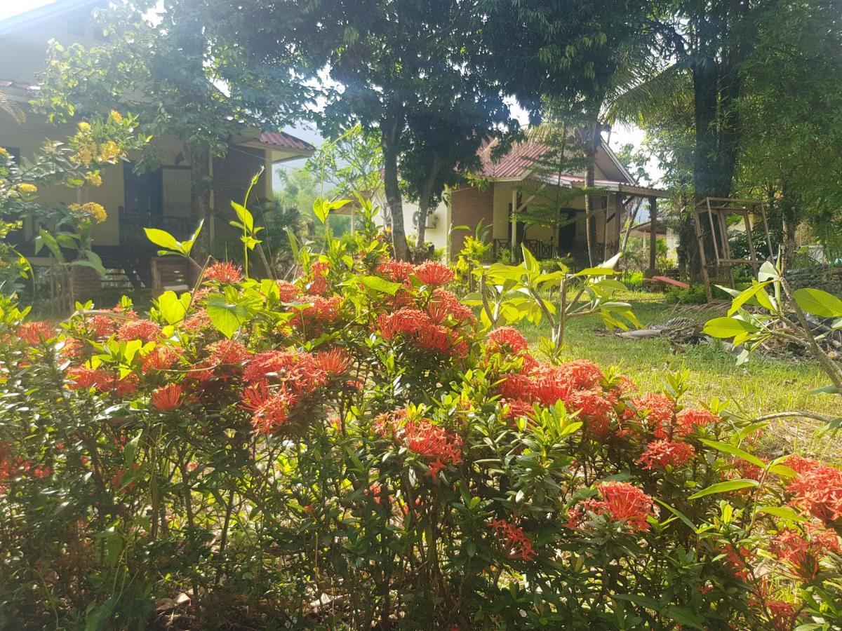 Vang Vieng Ruby'S Homestay Exterior photo